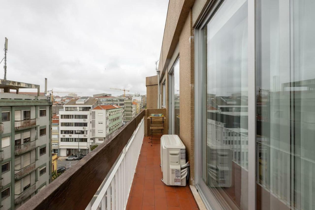 Trindade Sunny Downtown Apartment With Balcony & Ac ปอร์โต ภายนอก รูปภาพ