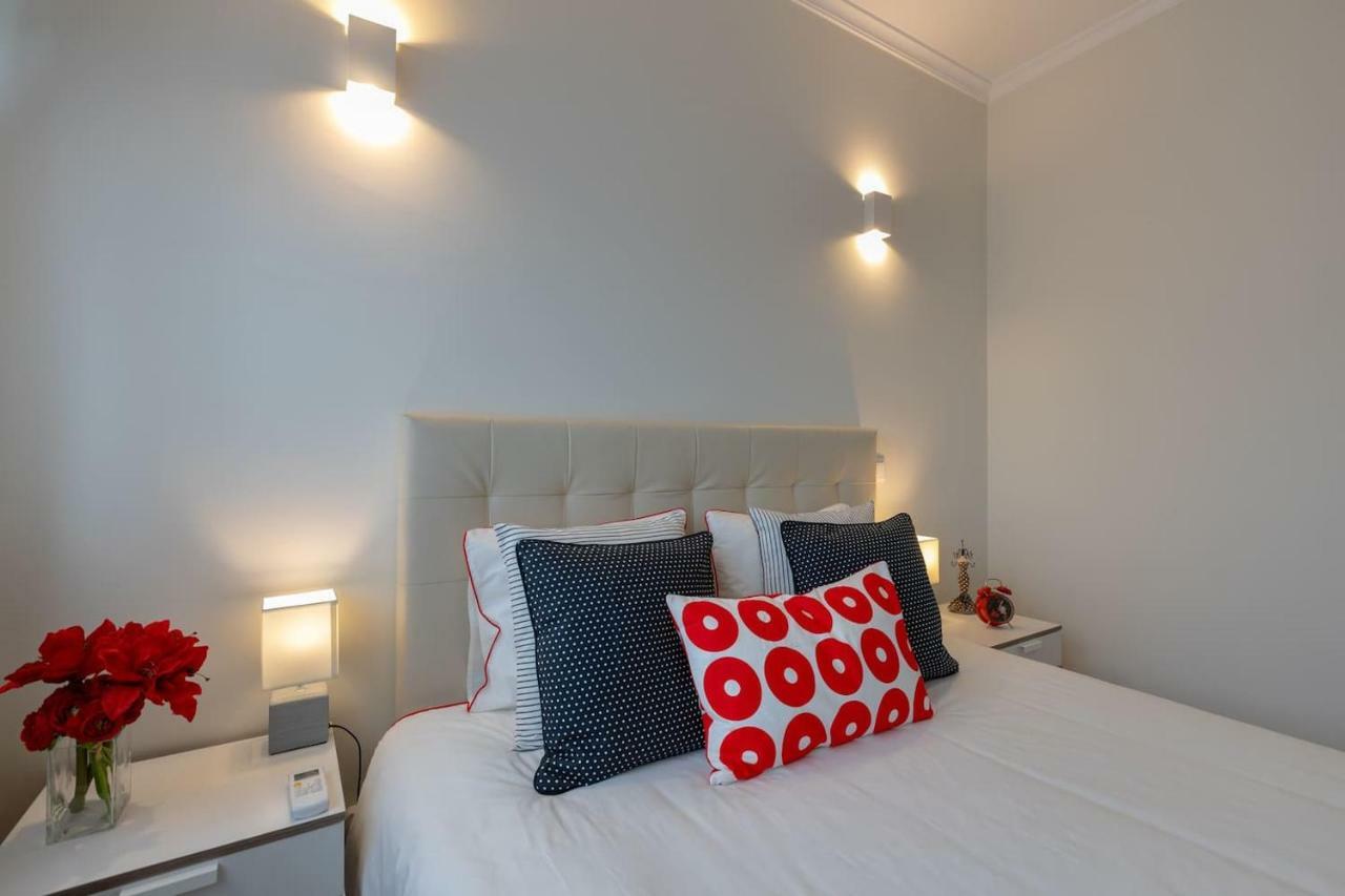 Trindade Sunny Downtown Apartment With Balcony & Ac ปอร์โต ภายนอก รูปภาพ